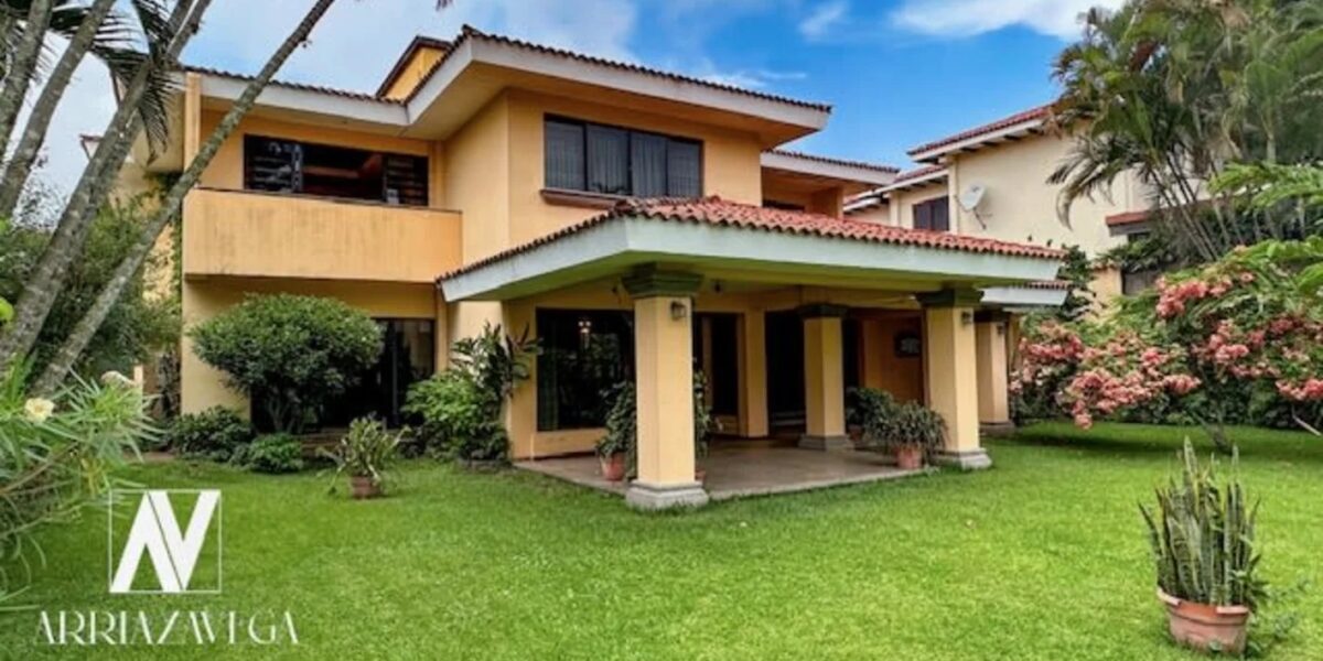 Casa en Venta en Palmira Santa Tecla